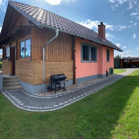 Willa Rozowy Domek Rakowice Male Buitenkant foto