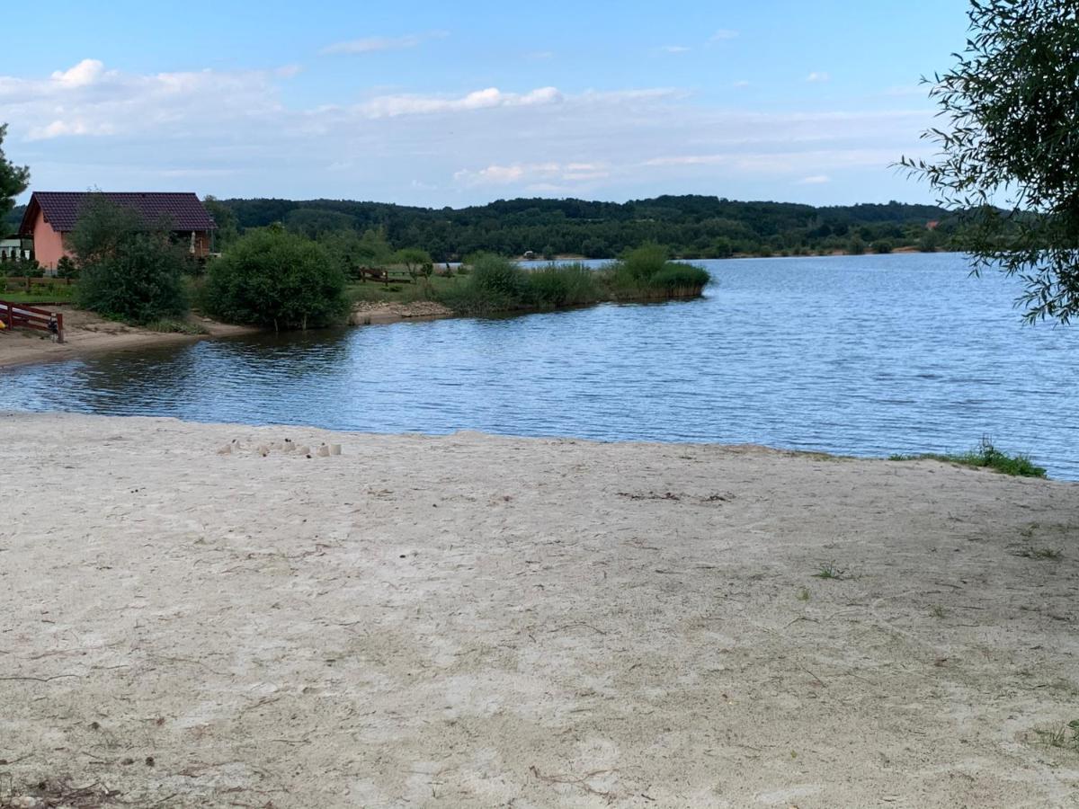 Willa Rozowy Domek Rakowice Male Buitenkant foto