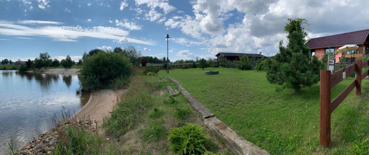 Willa Rozowy Domek Rakowice Male Buitenkant foto